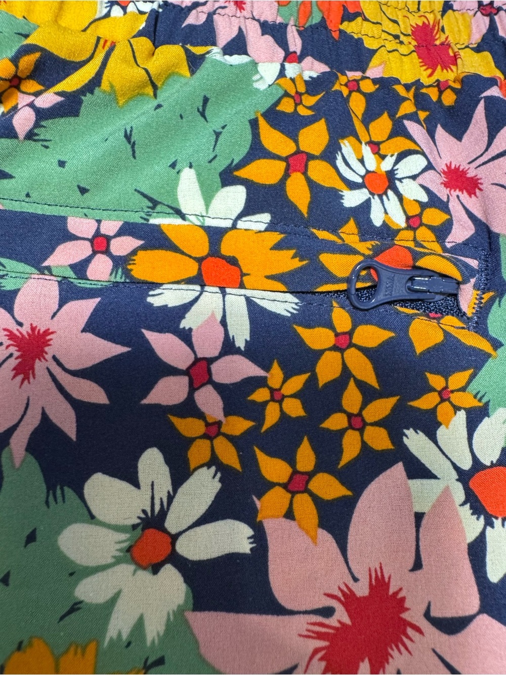 Toad&Co Women’s Floral Pull-On Shorts Size Small Multicolor Fun Boho Cheerful! - Picture 9 of 11